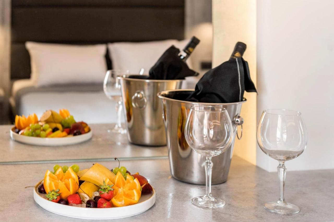 Megusta Suites Theológos エクステリア 写真