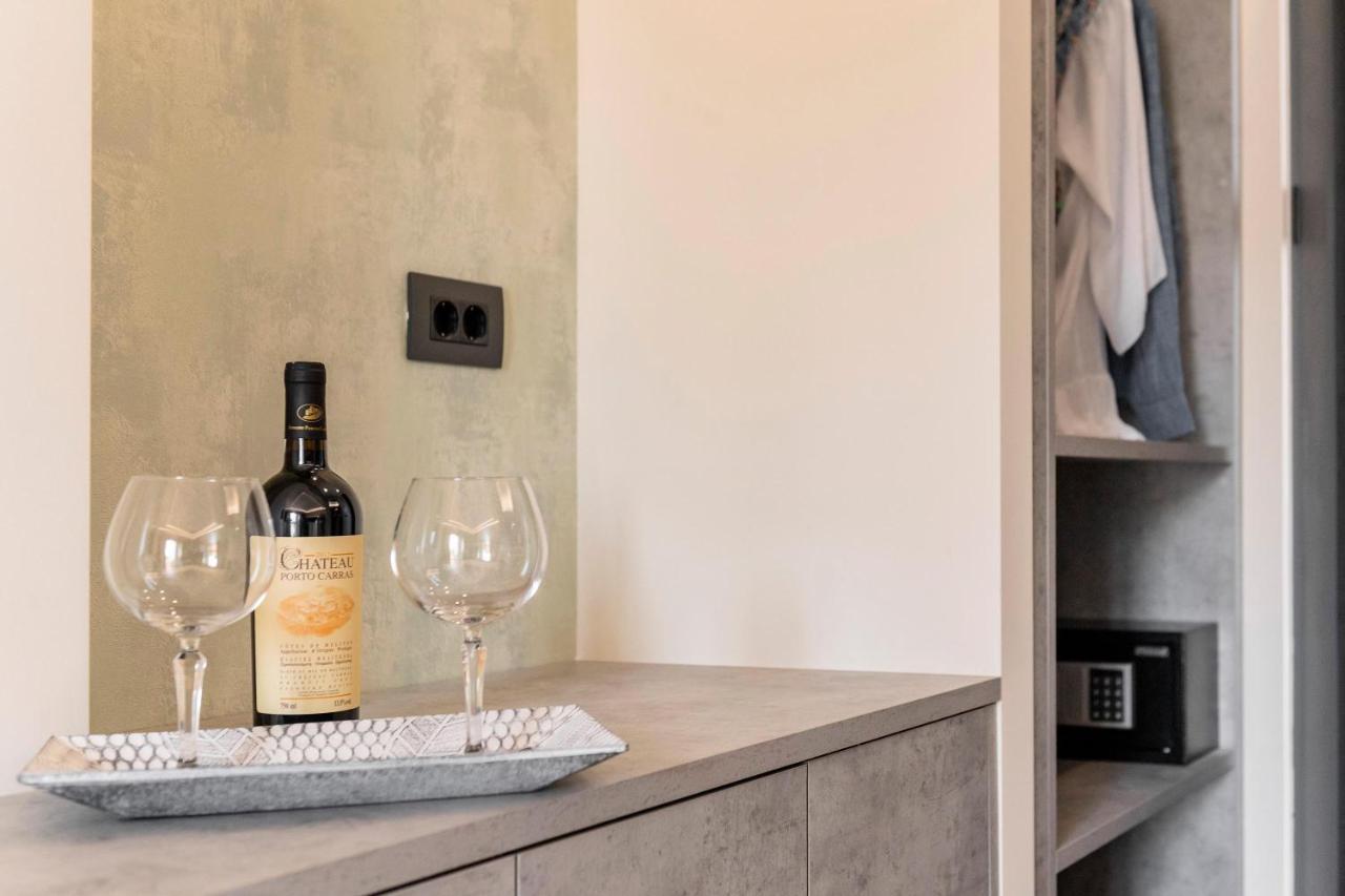 Megusta Suites Theológos エクステリア 写真
